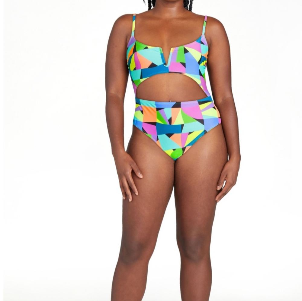 One piece swimsuit
